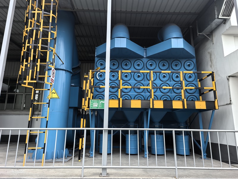 【希凱姆】四川德陽濾筒除塵器現(xiàn)場